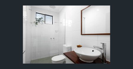 Fall In Love With Character And Charm - Photo 5