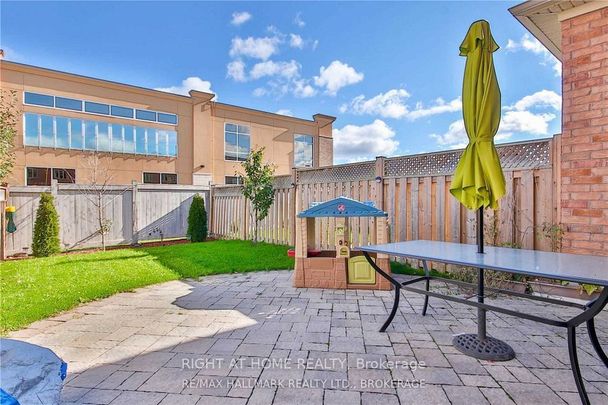 For Lease - 137 Windrow Street, Richmond Hill, Ontario - Photo 1