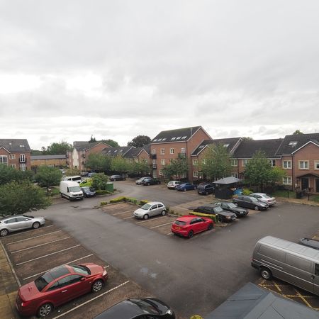 2 bedroom to let - Photo 4