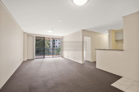 Spacious 2 Bedroom Apartment Featuring a North Aspect - Photo 3