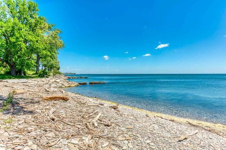 For Lease - 3234 Shoreline Drive Unit# A, Oakville, Ontario - Photo 2