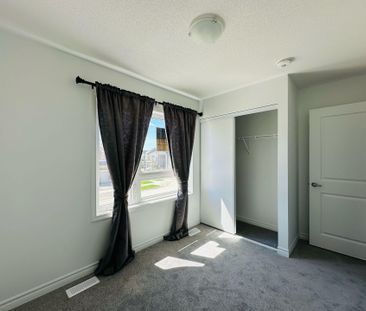 For Lease - 1518 Honey Locust Place, Pickering, Ontario - Photo 5