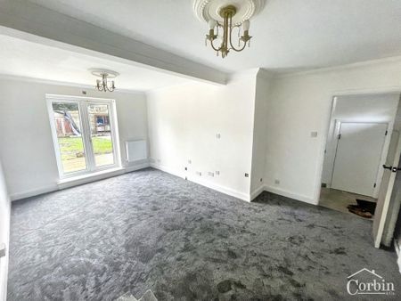 2 bedroom semi-detached house to rent - Photo 3