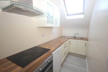 Apartment 2, 50 Upper Main Street, Buncrana, Co.Donegal F93 YH3N - Photo 3