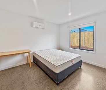 12 Primrose Drive, Waurn Ponds - Photo 2
