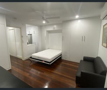 Neat and Tidy Furnished Studio Apartment - Photo 5