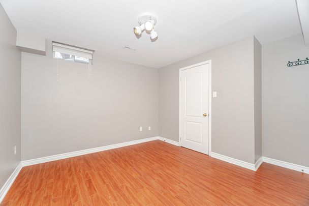 For Lease - 799 Silverthorn Mill Avenue, Mississauga, Ontario - Photo 1