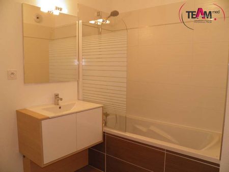 Location Appartement 2 pièces 41m² SETE 34200 - Photo 3