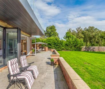 8 bedroom detached house to rent - Photo 6