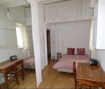 AVIGNON INTRA MUROS: Au coeur du Centre Historique, proche des Hall... - Photo 6