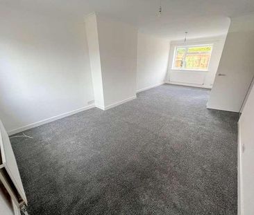 Willowdene Close, New Milton, Hampshire, BH25 - Photo 3