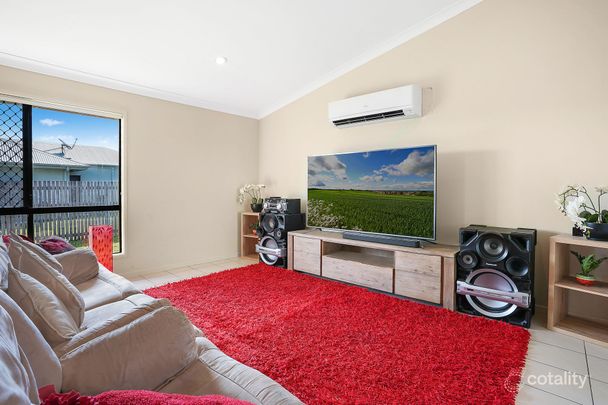 37 Limerick Way, Mount Low QLD 4818 - House For Rent | Domain - Photo 1