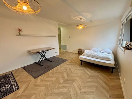 Location appartement 1 pièce, 27.88m², Thiais - Photo 2