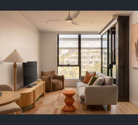 1 bedroom/16 Yarra St, South Yarra, Vic 3141 - Photo 2