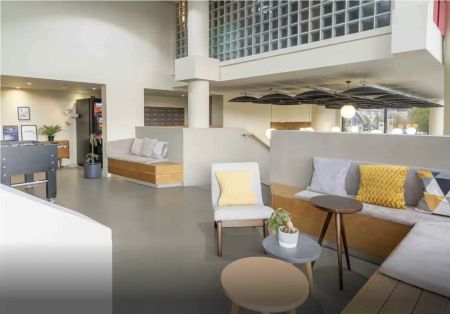 Bronze Studio - Photo 3