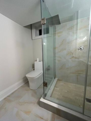 For Lease - 398 Bent Crescent, Richmond Hill, Ontario - Photo 5