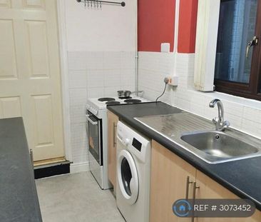 2 bedroom terraced house to rent - Photo 4
