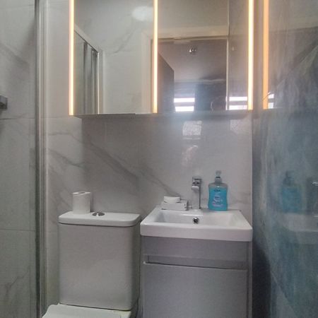 The Avenue - Photo 4