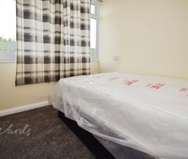 3 bedroom apartment to rent - Photo 4