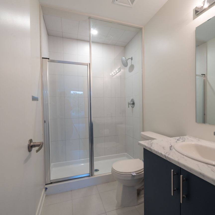 For Lease - 3566 Colonial Drive Unit# 19, Mississauga, Ontario - Photo 1