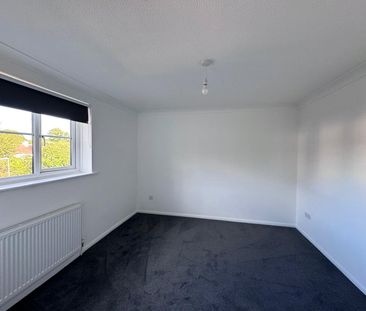 Firle Court, Yeomanry Close, Epsom, Surrey, KT17 4DD - Photo 1
