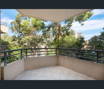 Spacious Apartment in Tranquil Setting - Photo 6