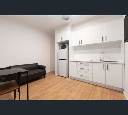 8/1 Beaconsfield Court, Somerville, Vic 3912 - Photo 1