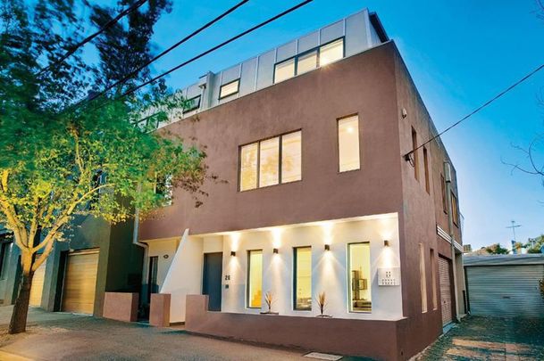 26 Raglan Street, South Melbourne - Photo 1