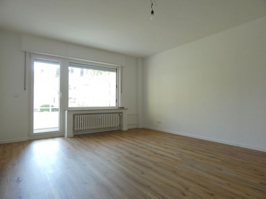 Top sanierte 3 Zimmer-Wohnung mit Balkon! *** - Photo 1