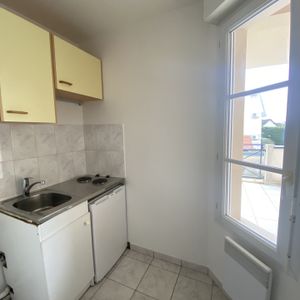 Appartement F1 + parking en sous-sol - Photo 2
