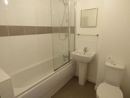 2 bedroom terraced house to rent - Photo 4
