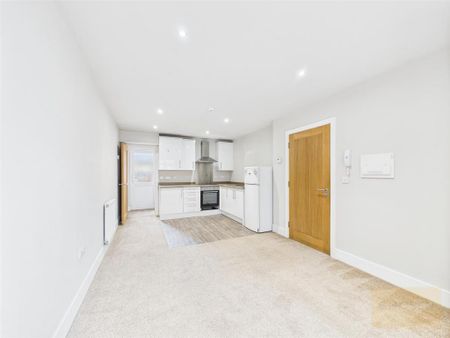 1 bedroom apartment to rent - Photo 4