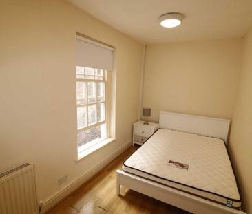 4 bedroom apartment to rent - Photo 4