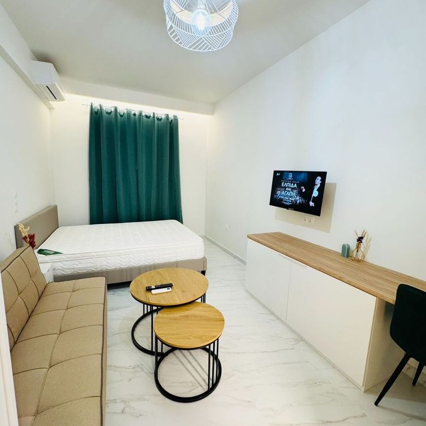 Studio/Γκαρσονιέρα για ενοικίαση Πλατεία Βάθης (Κέντρο) - Photo 1