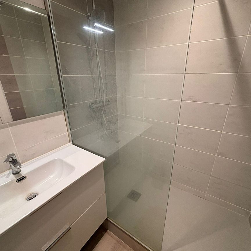 Location Appartement 1 pièce 14m² - Photo 1