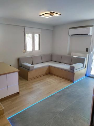 Studio/Γκαρσονιέρα για ενοικίαση Αμφιθέα (Παλαιό Φάληρο) - Photo 2