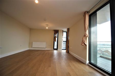3 bedroom apartment to rent - Photo 2
