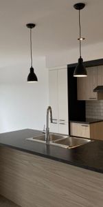 Logement 5 1/2 - wifi inclus - Novembre 2025 - Photo 4