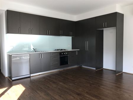 Modern 2-Bedroom Apartment in Epping - Photo 3