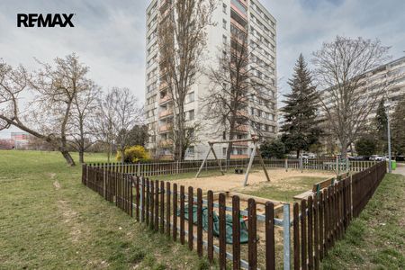 Pronájem bytu 3+1 v osobním vlastnictví 62 m², Praha 9 - Prosek - Фото 2