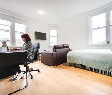 Studio to rent - Photo 6