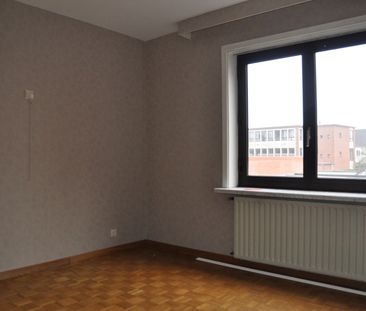 Verzorgd appartement in het centrum van Izegem - twee slaapkamers. - Foto 1