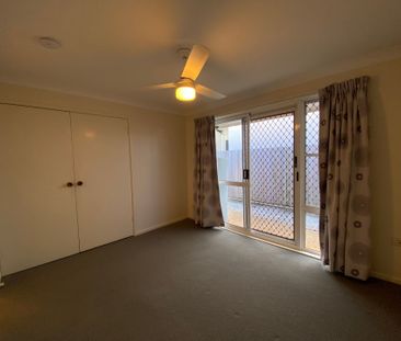 Perfectly Positioned!! - Photo 4