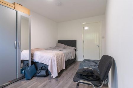 5 bedroom house to rent - Photo 4