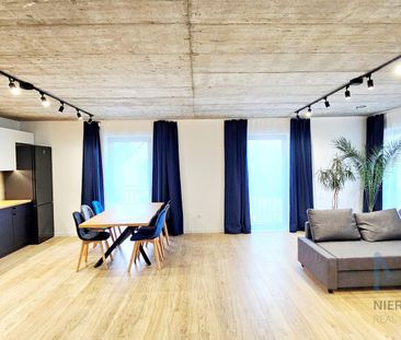 Nowe, niezależne i klamtyzowane pietro domu z prywatnym parkingiem - Фото 1