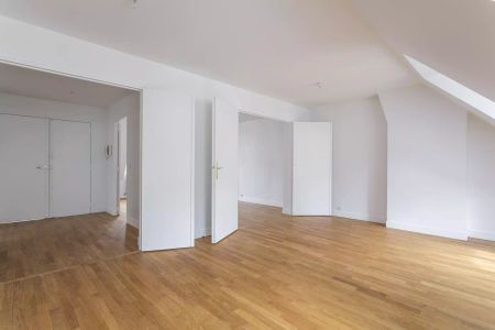 location Appartement T5 DE 159m² À PARIS - Photo 4