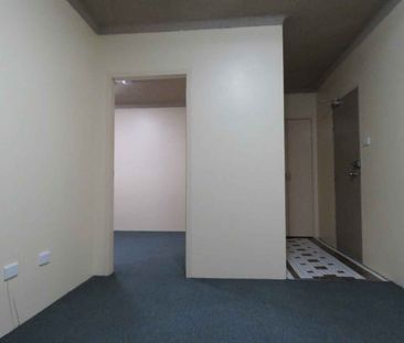 Handy Location!! (AVAILABLE: NOW ) - Photo 6