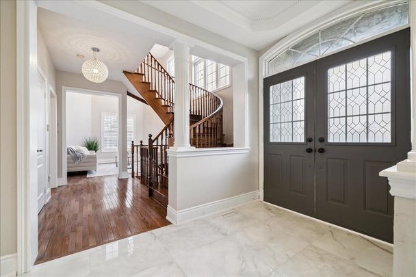 For Lease - 2523 Highmount Crescent, Oakville, Ontario - Photo 1