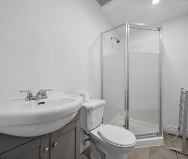 For Lease - 121 Carberry Crescent, Brampton, Ontario - Photo 6