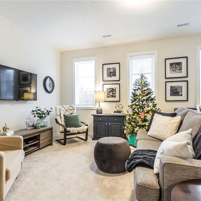 For Lease - 219 Dundas Street Unit# 8, Hamilton, Ontario - Photo 1